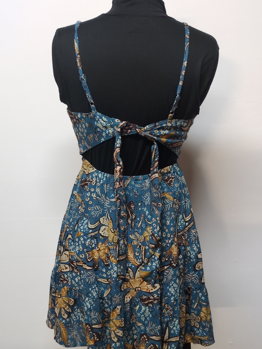 Angie Boho Floral Tie Back Cutout Tiered Mini Dress Teal Yellow, Size L - Picture 7 of 11